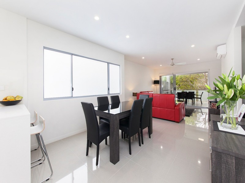 8/57 Payne Street, Indooroopilly QLD 4068