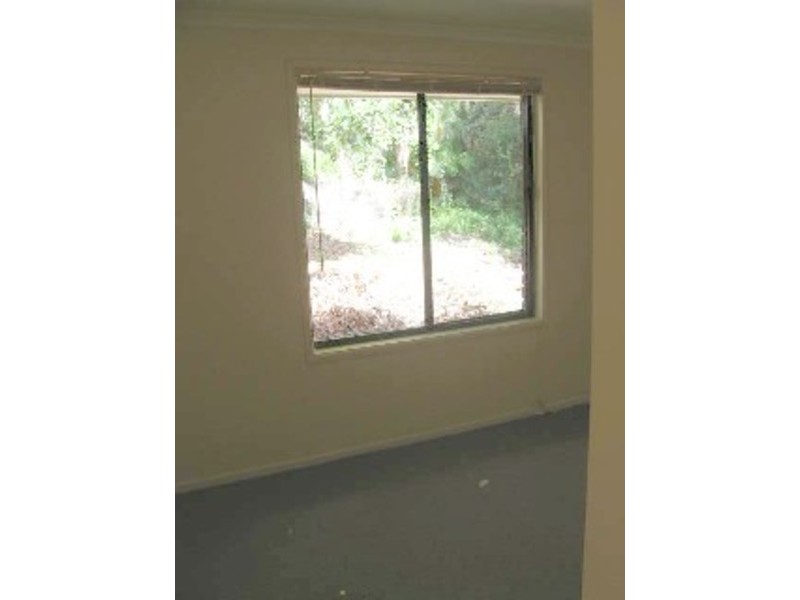 5 Ootana Street, Chapel Hill QLD 4069