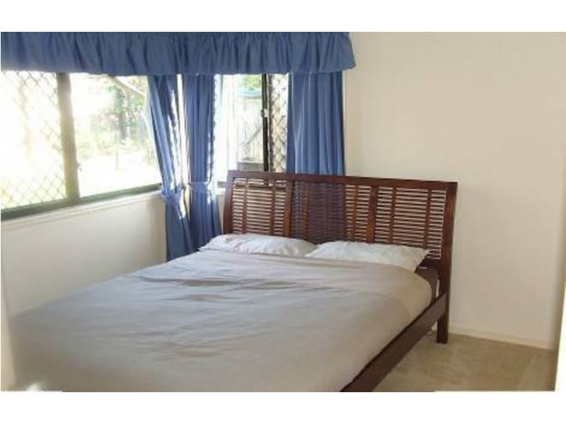 8 Taradale Close, Moggill QLD 4070