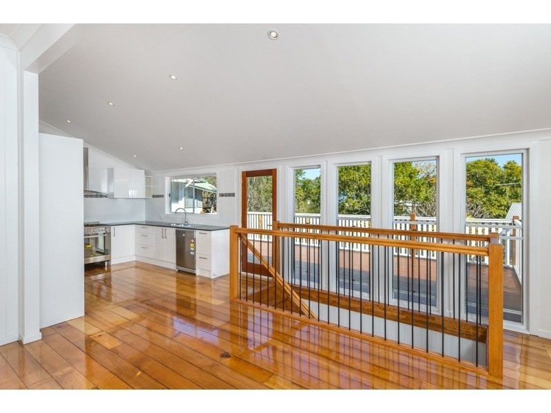 1 Warrawee Street, Toowong QLD 4066