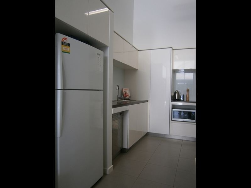 6/15 Walsh Street, Milton QLD 4064