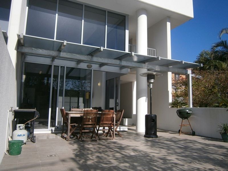 6/15 Walsh Street, Milton QLD 4064