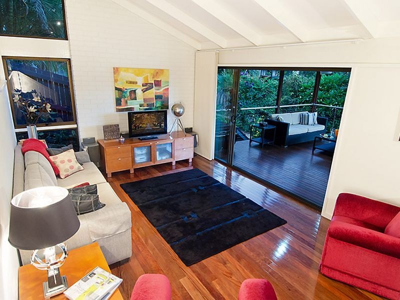 40 Fairweather Street, Kenmore QLD 4069