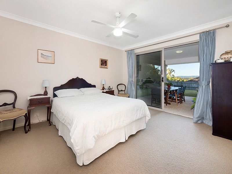 35 Rise Place, Moggill QLD 4070