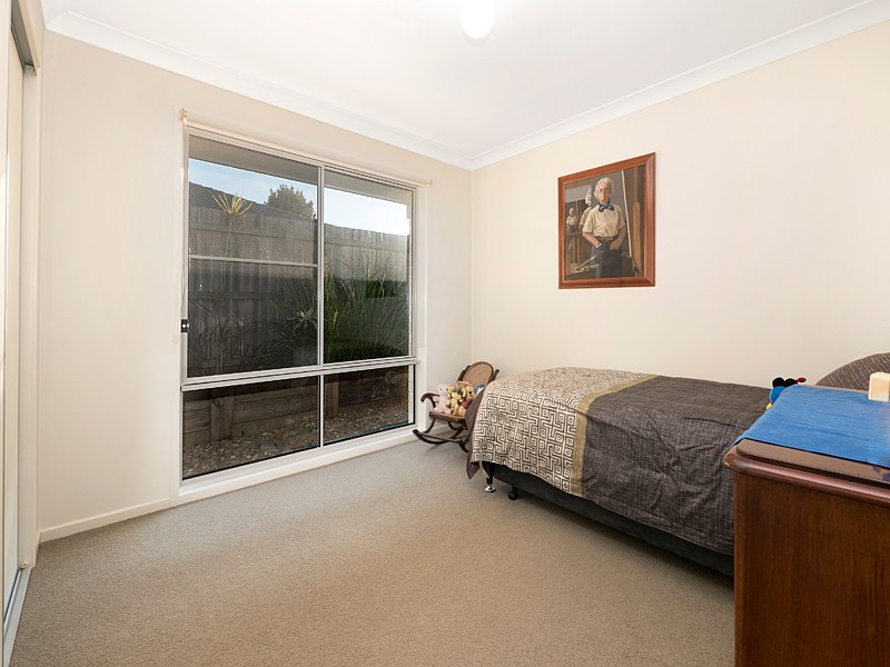 35 Rise Place, Moggill QLD 4070