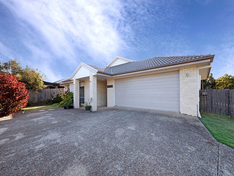 35 Rise Place, Moggill QLD 4070