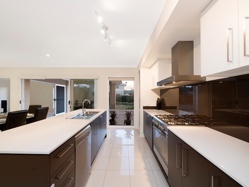 13 Bunya Street, Moggill QLD 4070