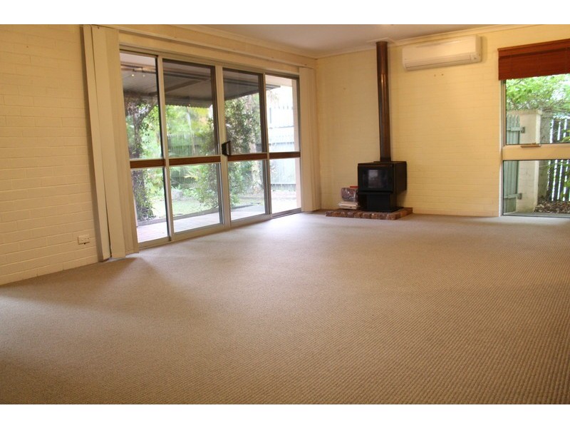 51 Cassandra Street, Chapel Hill QLD 4069