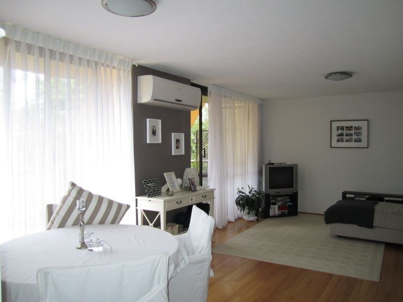 14/9 Land Street, Toowong QLD 4066