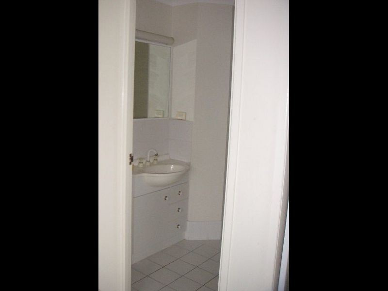 19/9 Durham Street, St Lucia QLD 4067