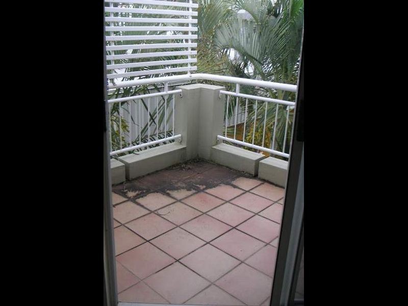 19/9 Durham Street, St Lucia QLD 4067