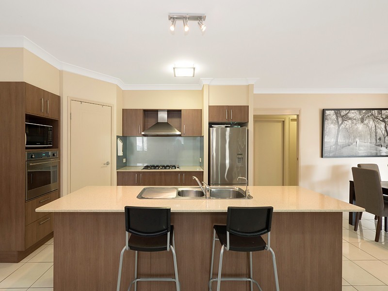 51 Grange Place, Moggill QLD 4070