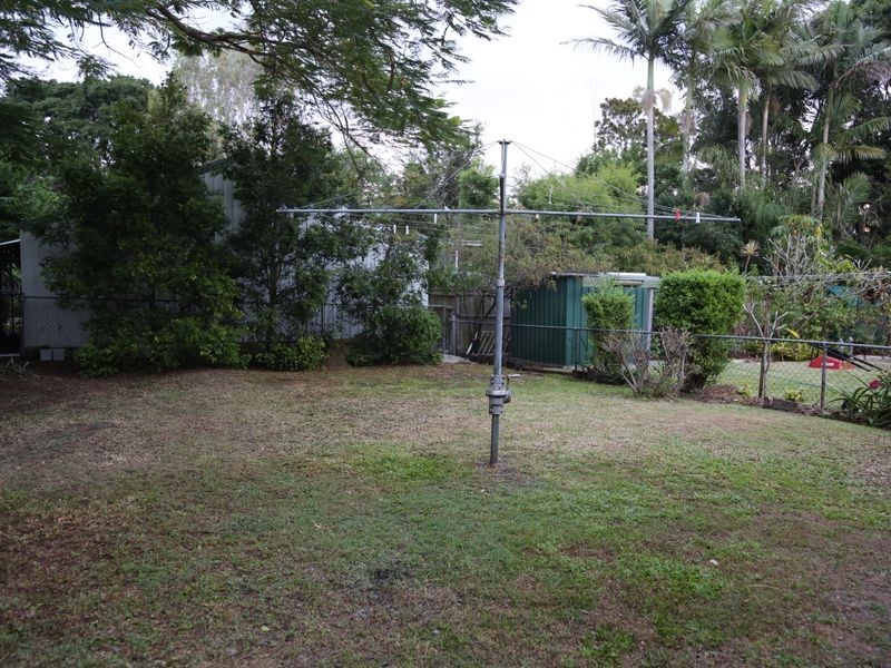 83 Long Street West, Graceville QLD 4075