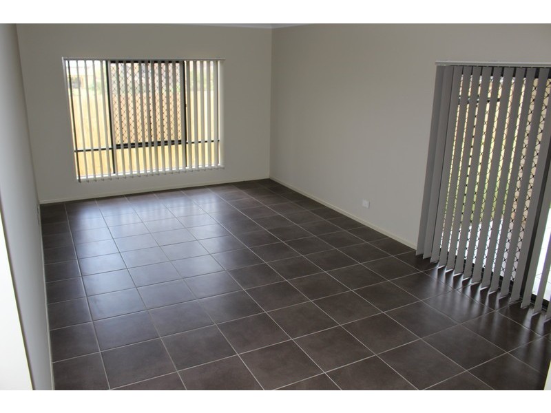27 Lilly Pilly Place, Moggill QLD 4070
