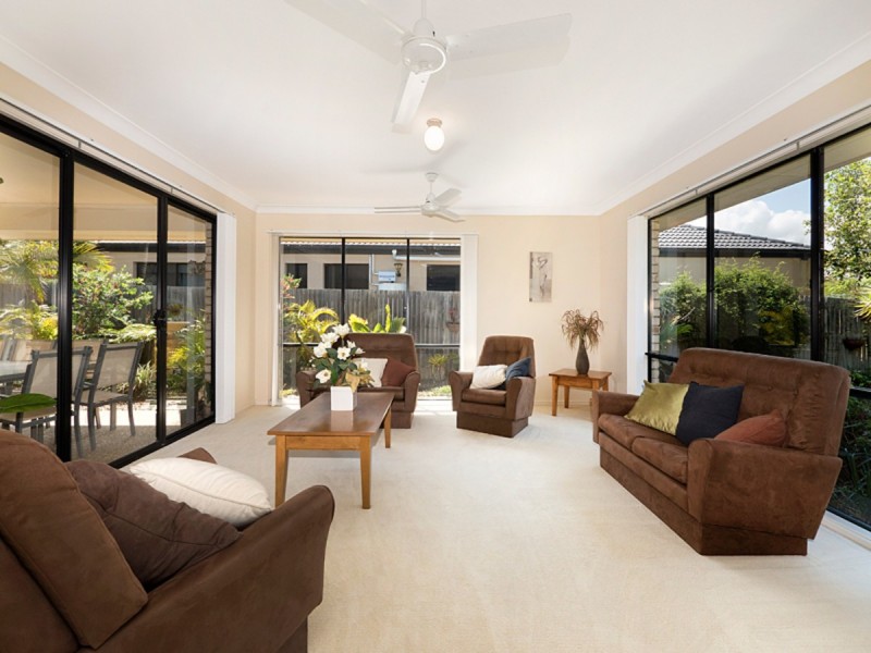 60 Glenwood Place, Moggill QLD 4070