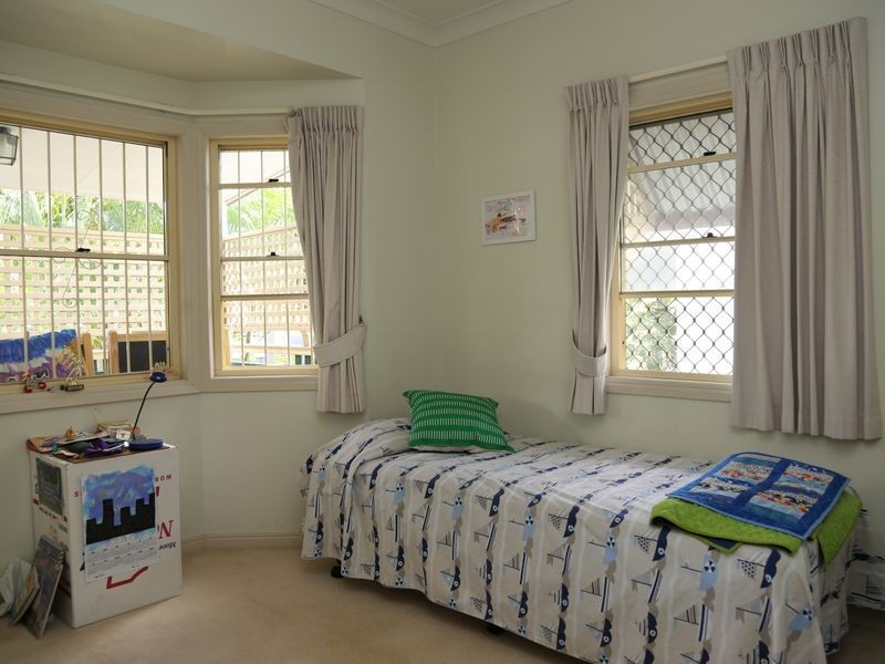 47 Carmody Road, St Lucia QLD 4067