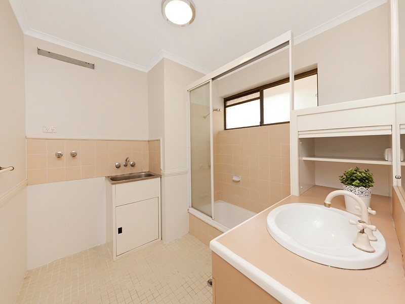 4/120 Whitmore Street, Taringa QLD 4068