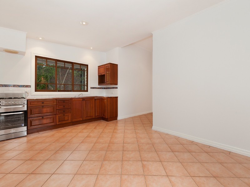 17 Orchard Street, Toowong QLD 4066