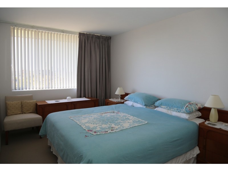 18/15 Bellevue Terrace, St Lucia QLD 4067