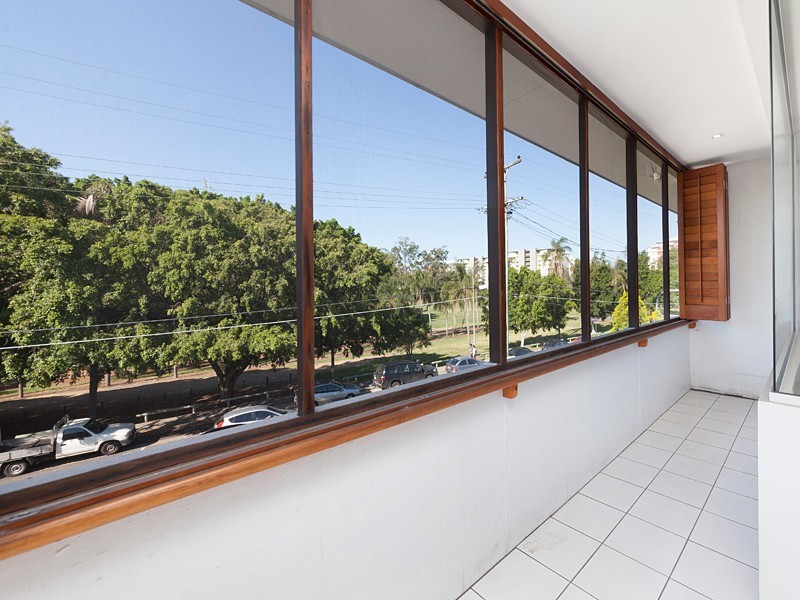 4/38 Sylvan Road, Toowong QLD 4066