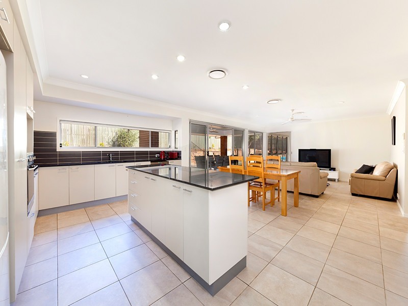 11 Jarrah Street, Moggill QLD 4070