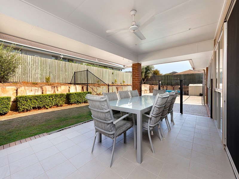 11 Jarrah Street, Moggill QLD 4070