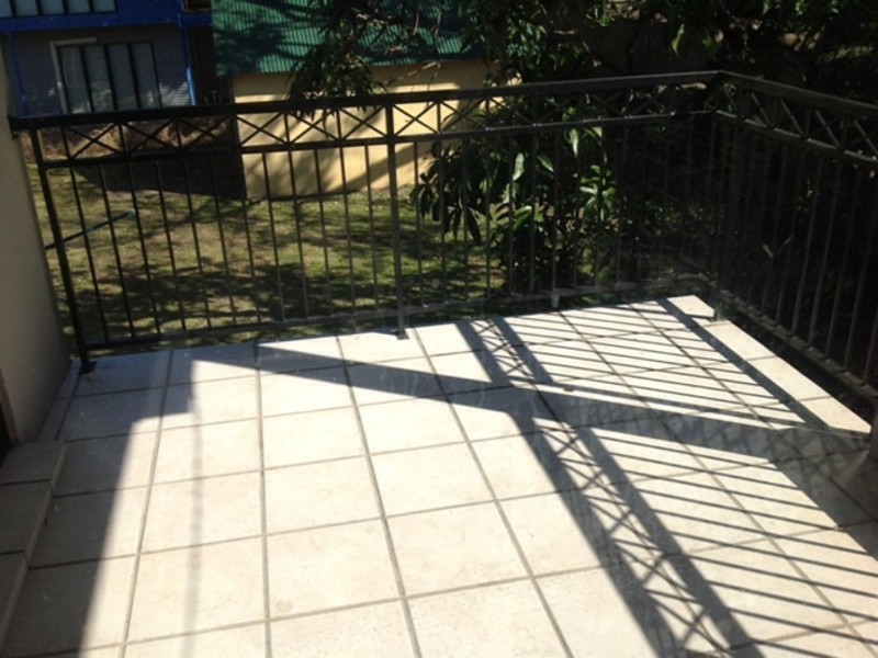 5/260 Sir Fred Schonell Drive, St Lucia QLD 4067