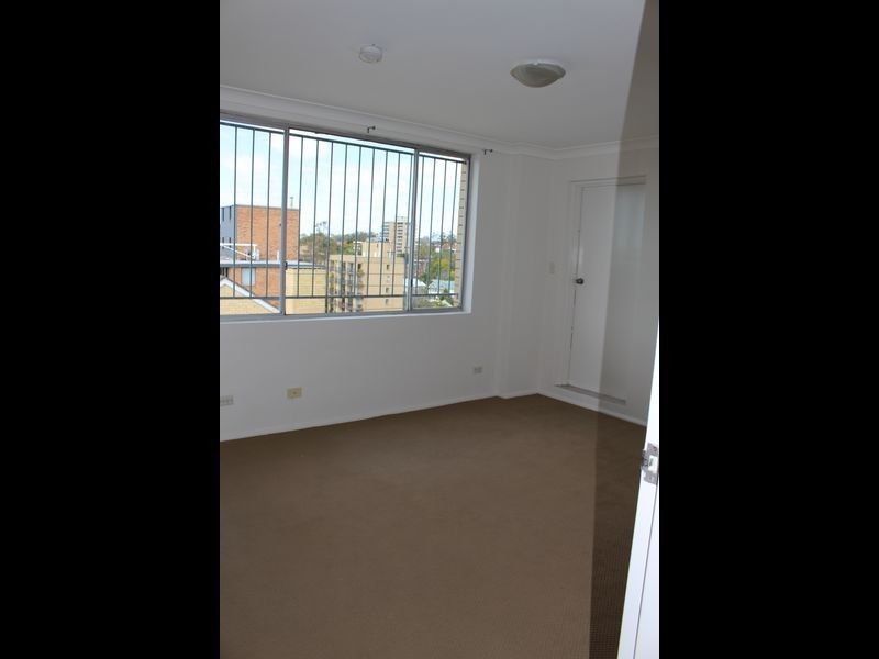 19/2 Sandford Street, St Lucia QLD 4067