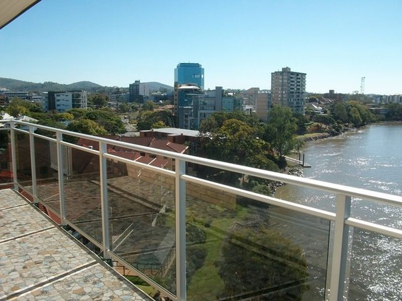 19/2 Sandford Street, St Lucia QLD 4067