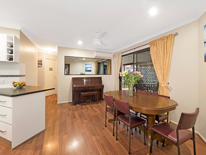 1 Creswick Place, Bellbowrie QLD 4070