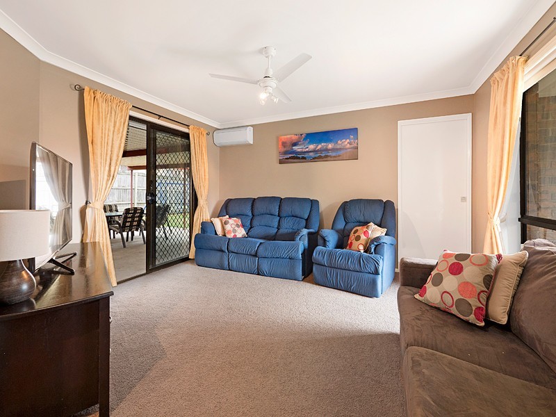 1 Creswick Place, Bellbowrie QLD 4070