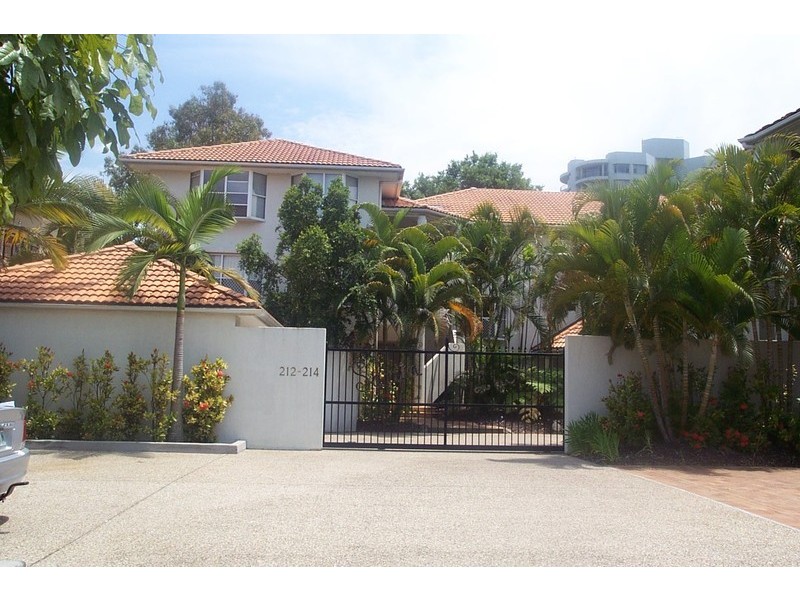 11/212 Sir Fred Schonell Drive, St Lucia QLD 4067