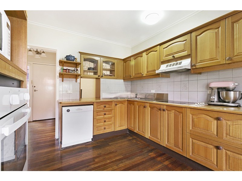 16 Bellevue Terrace, St Lucia QLD 4067