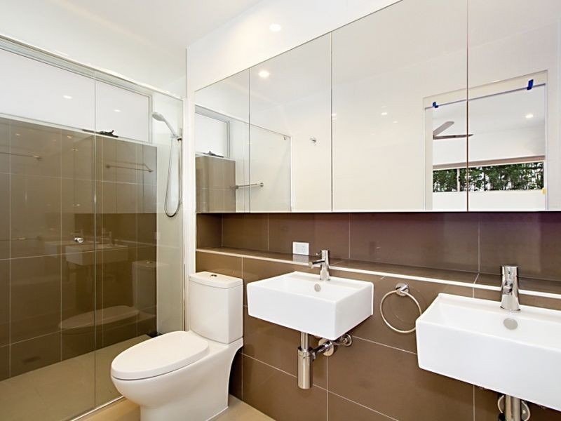 2/16 Herbert Street, Toowong QLD 4066