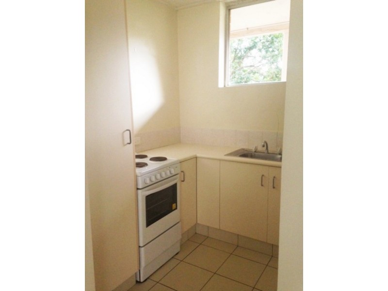 2/42 Bayliss Street, Toowong QLD 4066