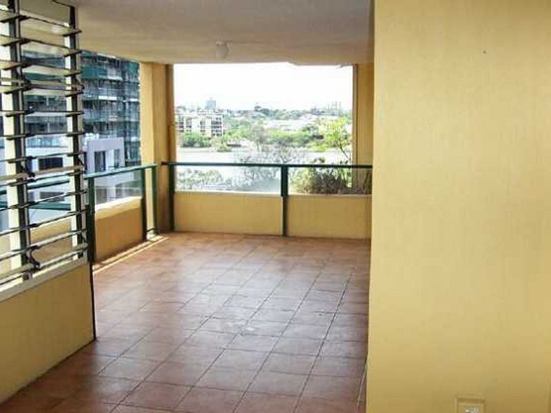 20/16 Patrick Lane, Toowong QLD 4066