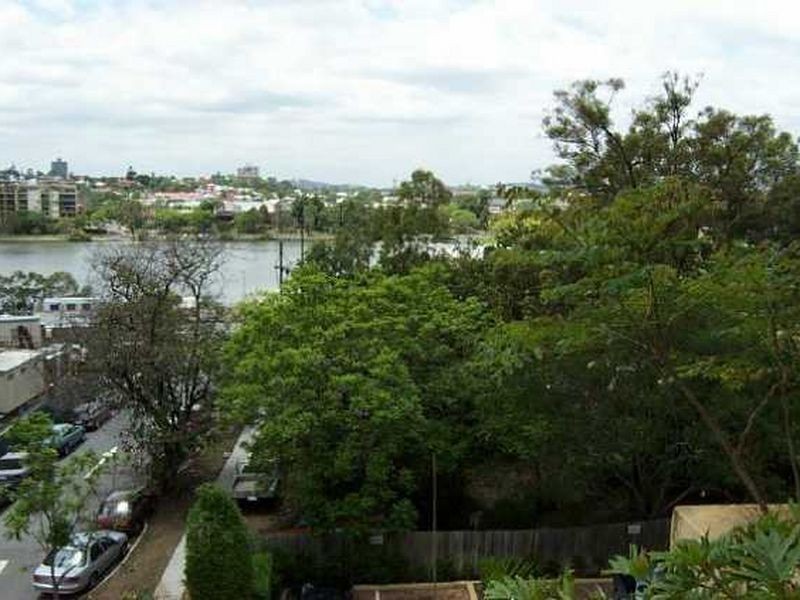 20/16 Patrick Lane, Toowong QLD 4066