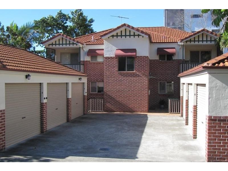 2/15 Lima Street, Auchenflower QLD 4066