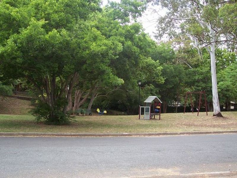 5/29 Sir Fred Schonell Drive, St Lucia QLD 4067