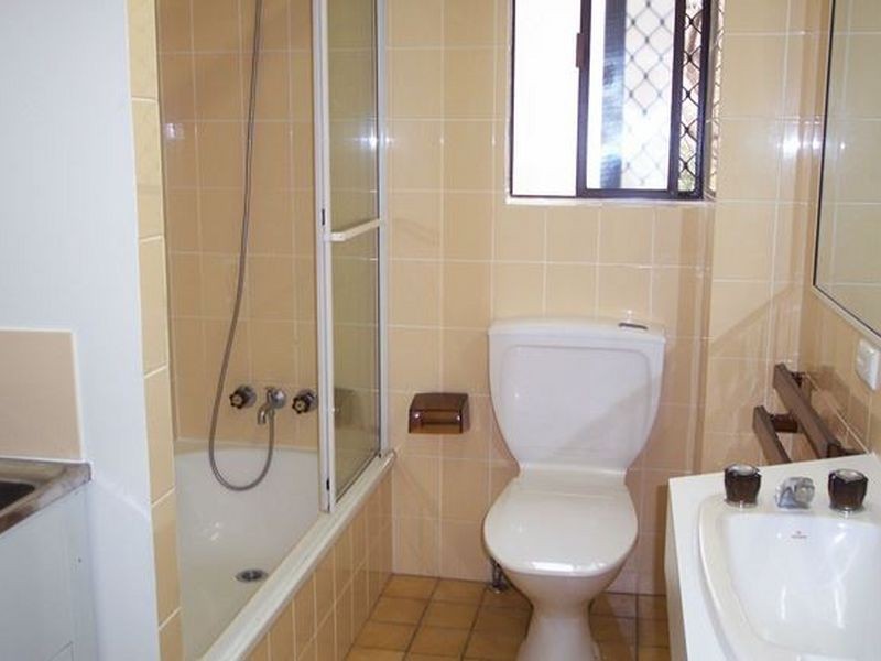 5/29 Sir Fred Schonell Drive, St Lucia QLD 4067