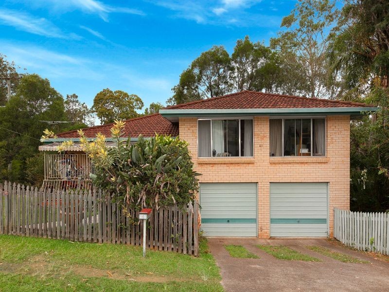 245 Chapel Hill Road, Chapel Hill QLD 4069