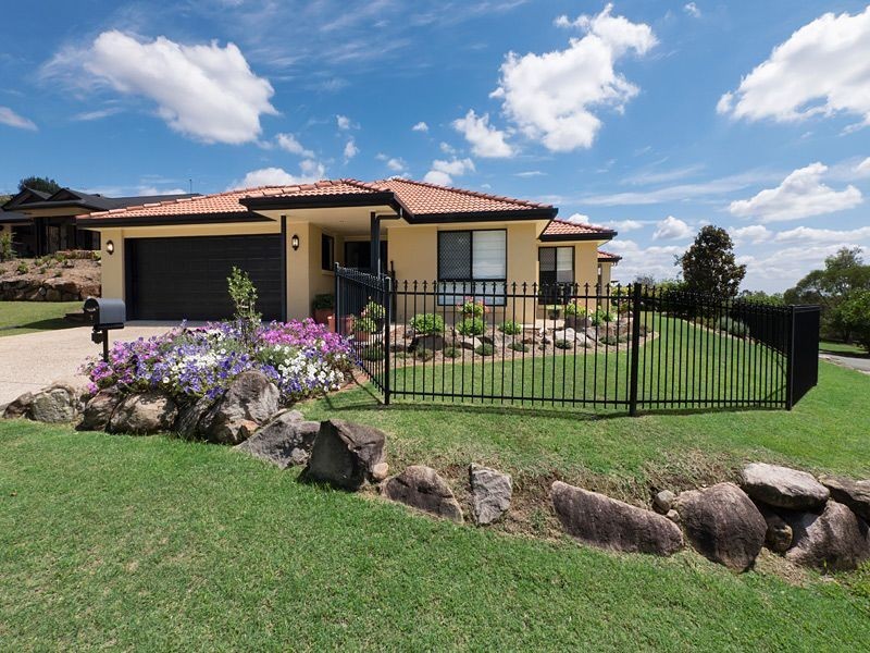 7 Tulipwood Place, Moggill QLD 4070