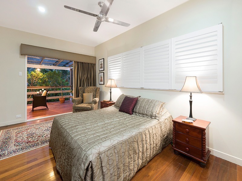 42 Gilruth Road, Kenmore QLD 4069