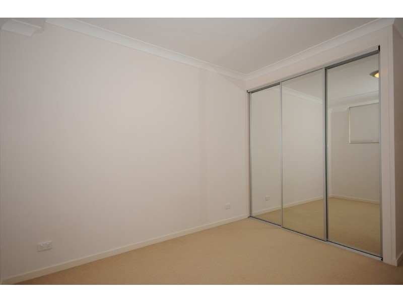 15/8 Belgrave Road, Indooroopilly QLD 4068