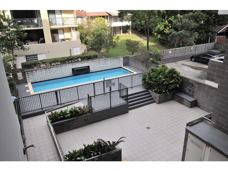 15/8 Belgrave Road, Indooroopilly QLD 4068