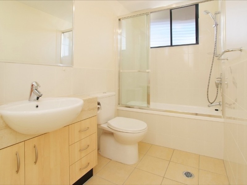 125/7 Land Street, Toowong QLD 4066