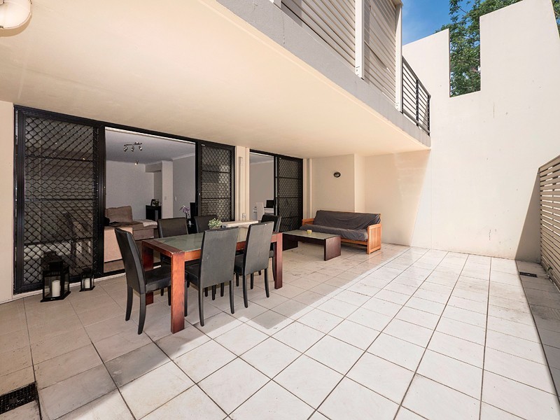 4/67 Benson Street, Toowong QLD 4066