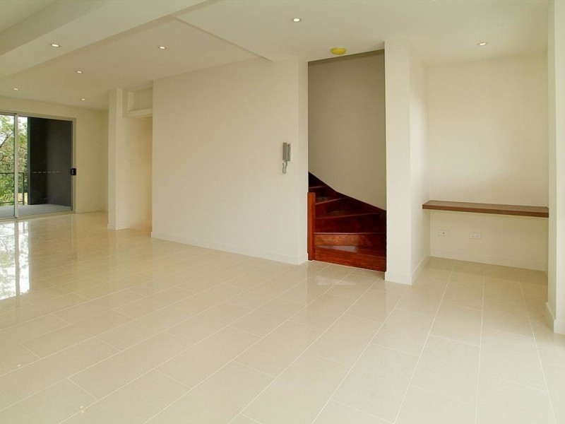 1/14 Quinn Street, Toowong QLD 4066