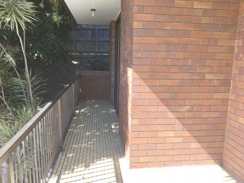 2/49 Bishop Street, St Lucia QLD 4067