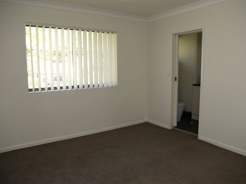 4/37 Mitre Street, St Lucia QLD 4067